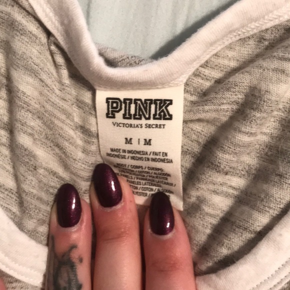 Pink tank - Picture 2 of 2